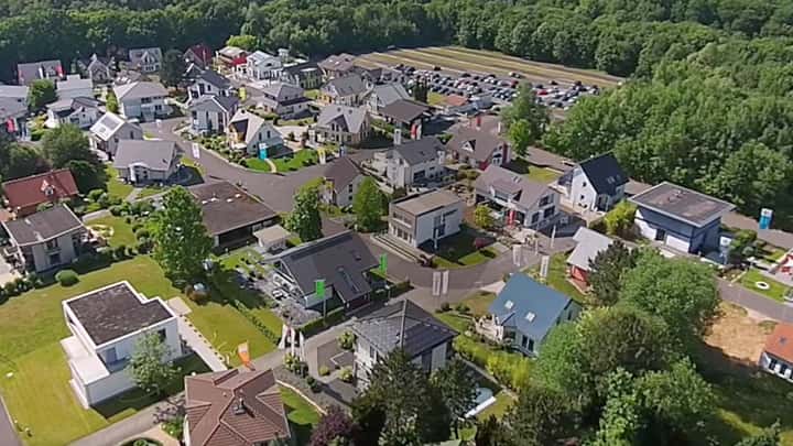 Rundgang Hausausstellung Eigenheim & Garten