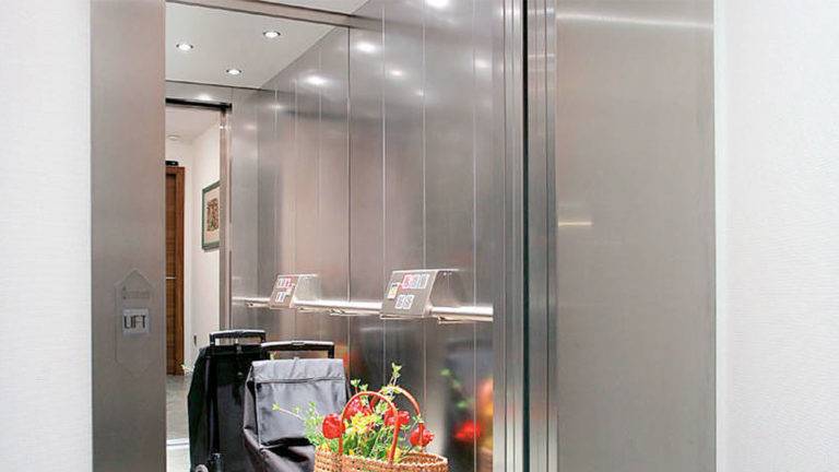 Fahrstuhl statt Treppenlift