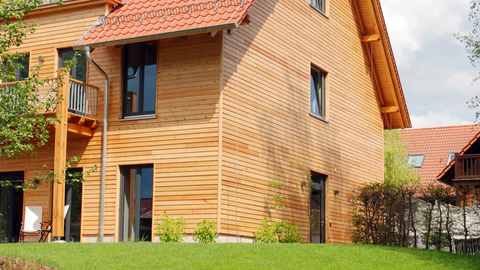 Holzhausanbieter
