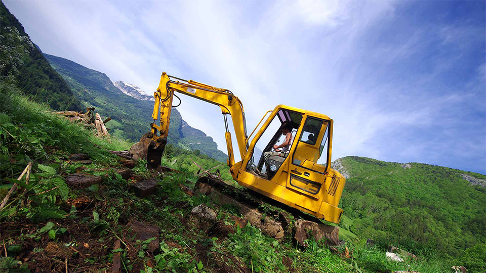 Grundstück begradigen: Das sollten Sie beachten