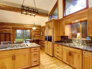 Blockhaus bauen: Die schönsten Häuser und besten Anbieter