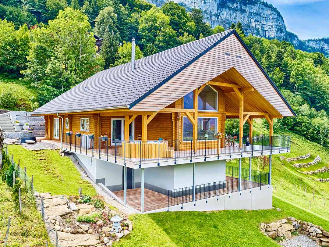 Haus am Hang bei LeonWood