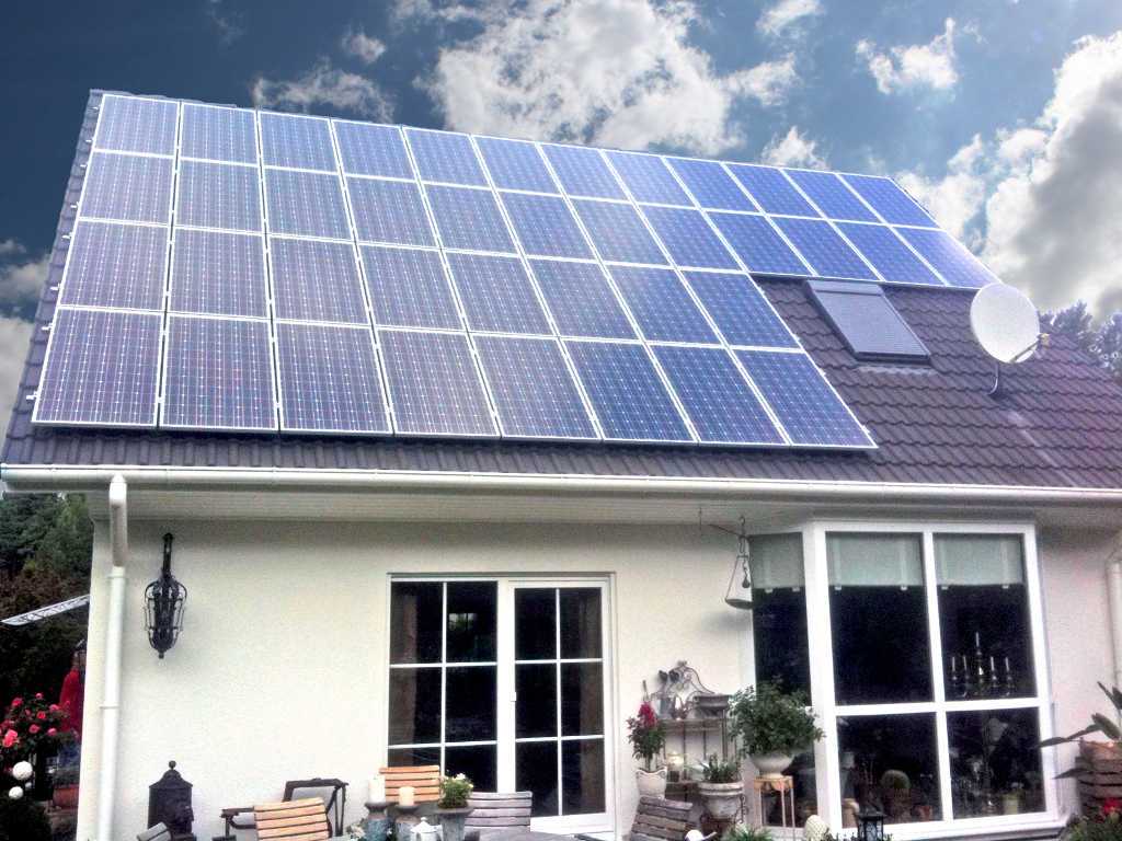 Eigenheim mit Solardach der Ever Energy Group