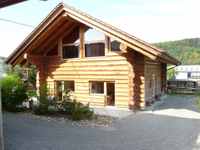 Hausbeispiel des Blockhaus-Hersteller BlockHausBau