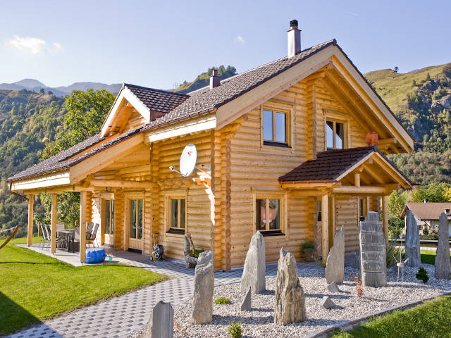 Alpine Chalet - Honka Blockhaus