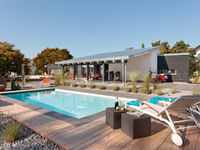 FlyingSpaces Bungalow