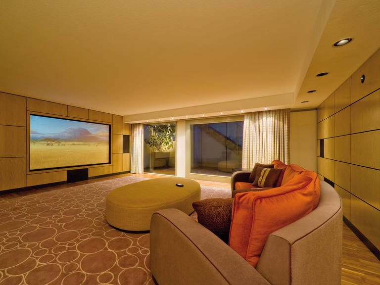 Medien-Lounge im Untergeschoss HUF Haus ART Sonder - Kino