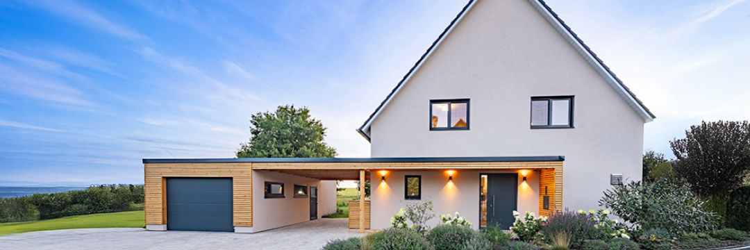https://images.musterhaus.net/images/house/5809/luxhaus-satteldach-klassik-159-panorama.jpg